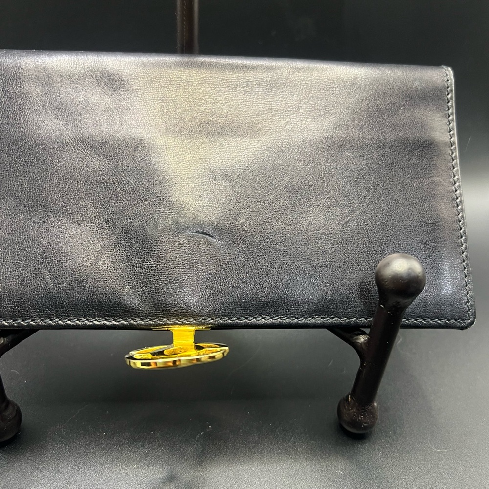 Gucci Black Leather Accessory with Gold Detail - Picture 2 of 9